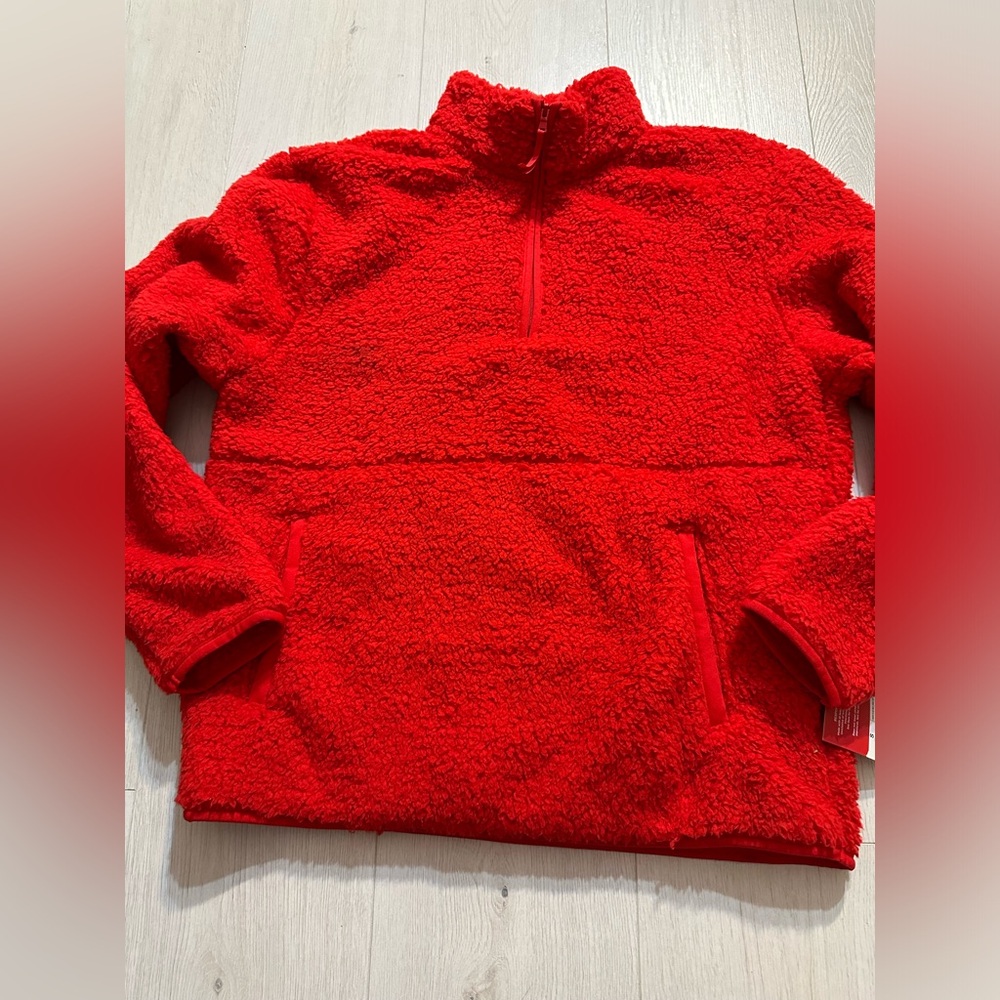 New Wondershop sweater